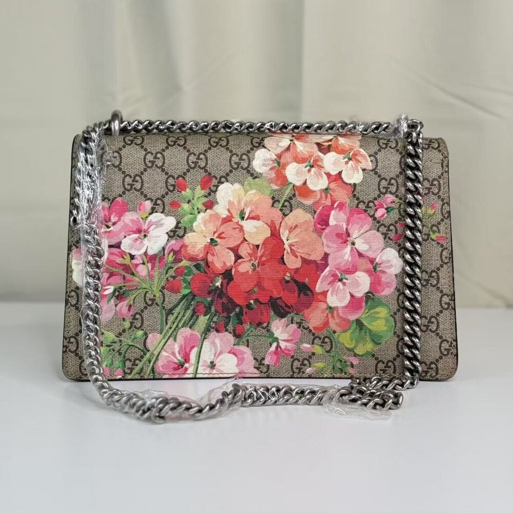 Gucci GG Logo Supreme Medium Dionysus Shoulder Bag with Floral Accent and Red Tr - Picture 4 of 11